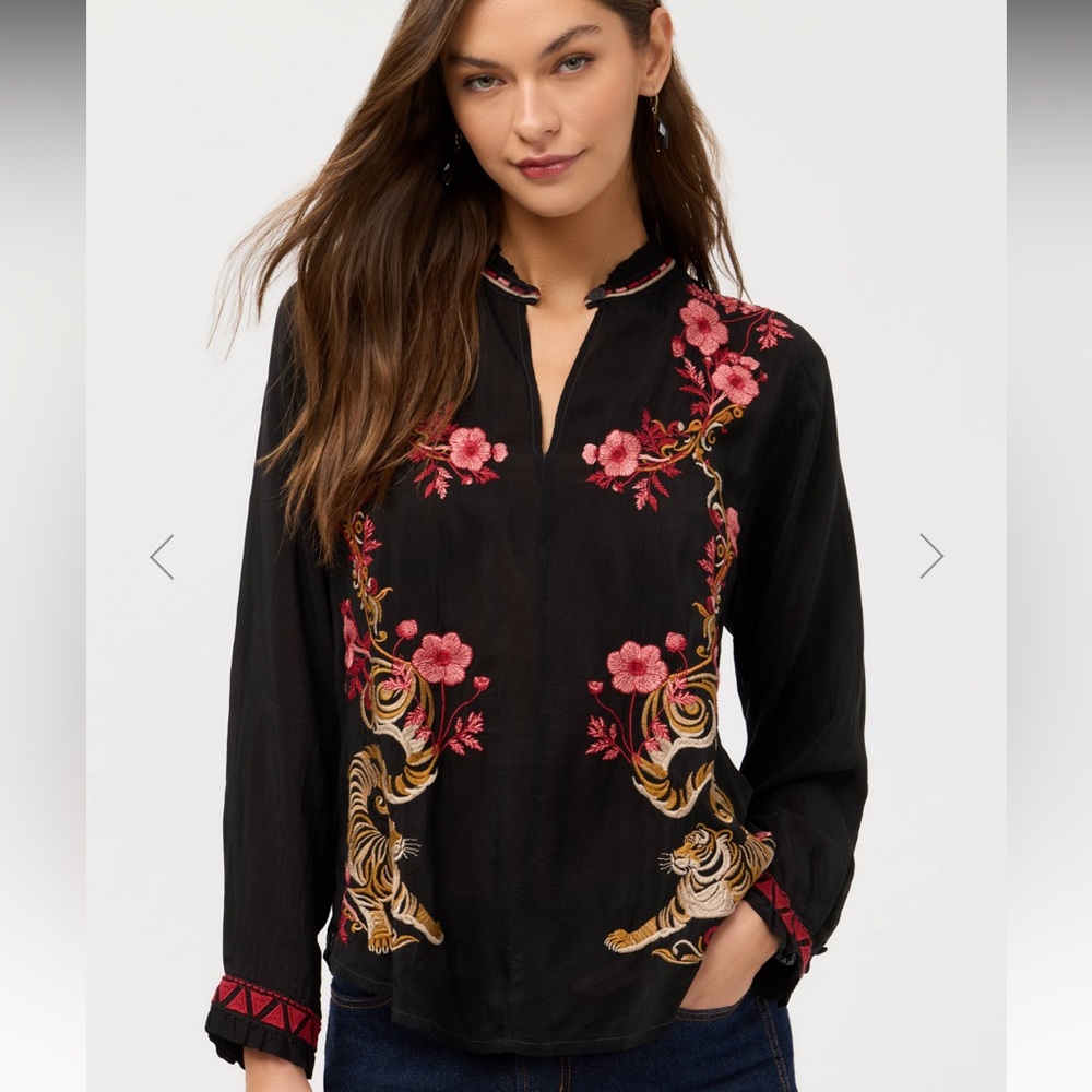 Johnny Was Simone Blouse Black size Small